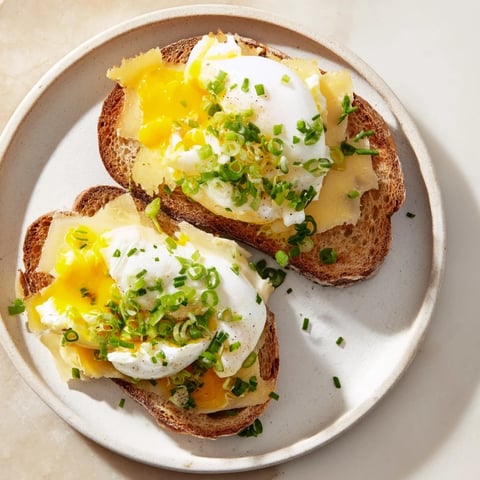 Golden, cheesy One-Pan Egg Breakfast Sandwich, a quick and easy start to any busy morning.