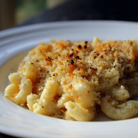 Old-Fashioned Baked Mac Cheese